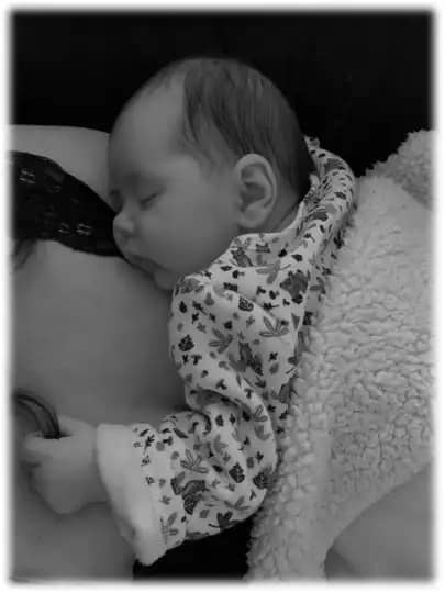 Photo massage et détente bébé et maman éveil massage